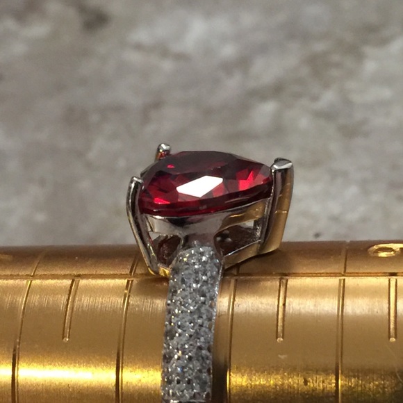 Garnet Red Heart Sterling Silver Ring - Picture 8 of 8